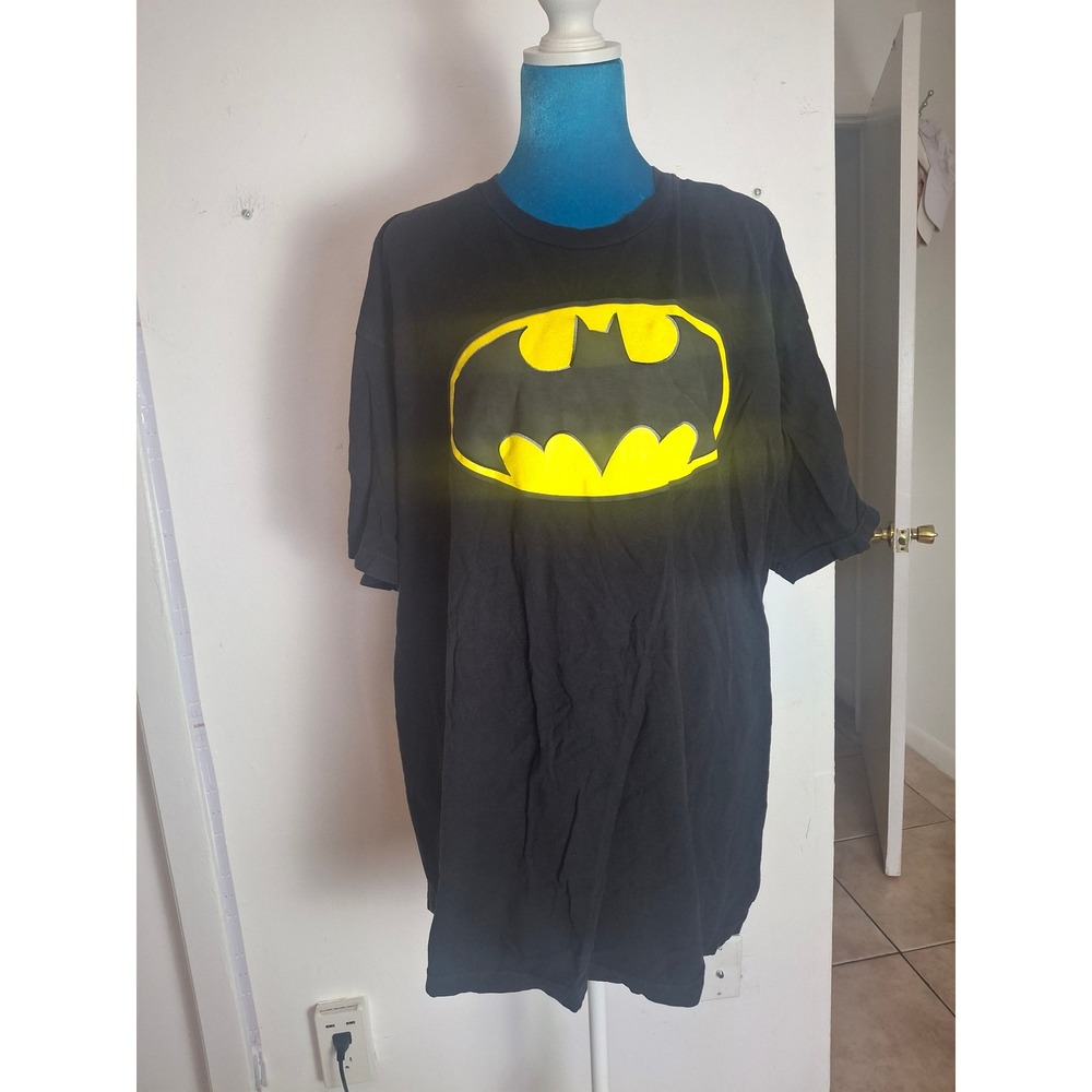 DC Comics Batman Logo Graphic T-Shirt Mens 2XL Black Short Sleeve Cotton Tee